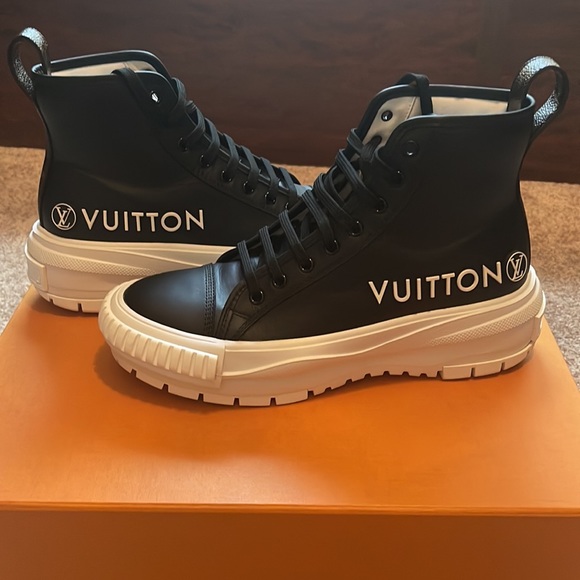 Louis Vuitton Squad Sneaker Boot - Picture 1 of 9